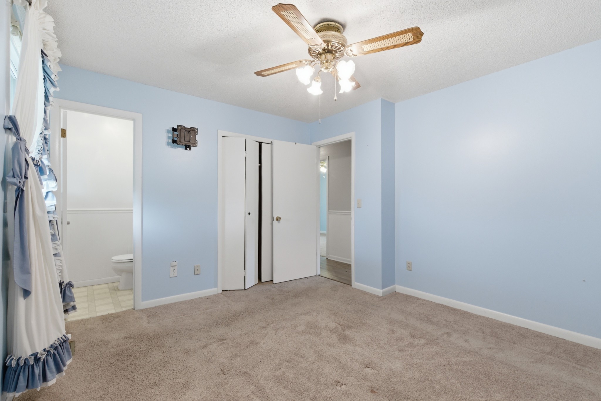 1923 Blue Bird Drive Pleasant View TN 37146
