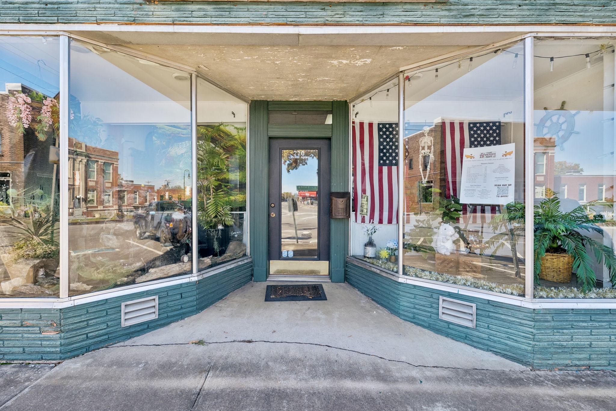 220 Public Square Lafayette TN 37083