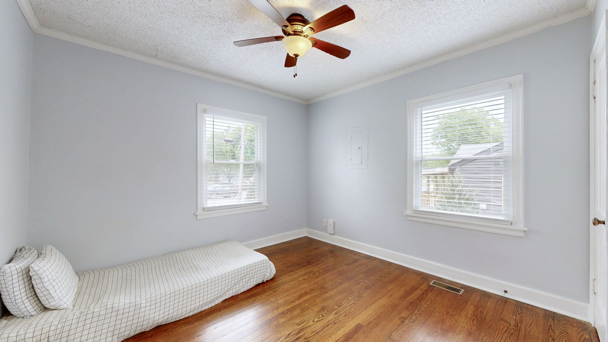 2011 Oakwood Avenue Nashville TN 37207