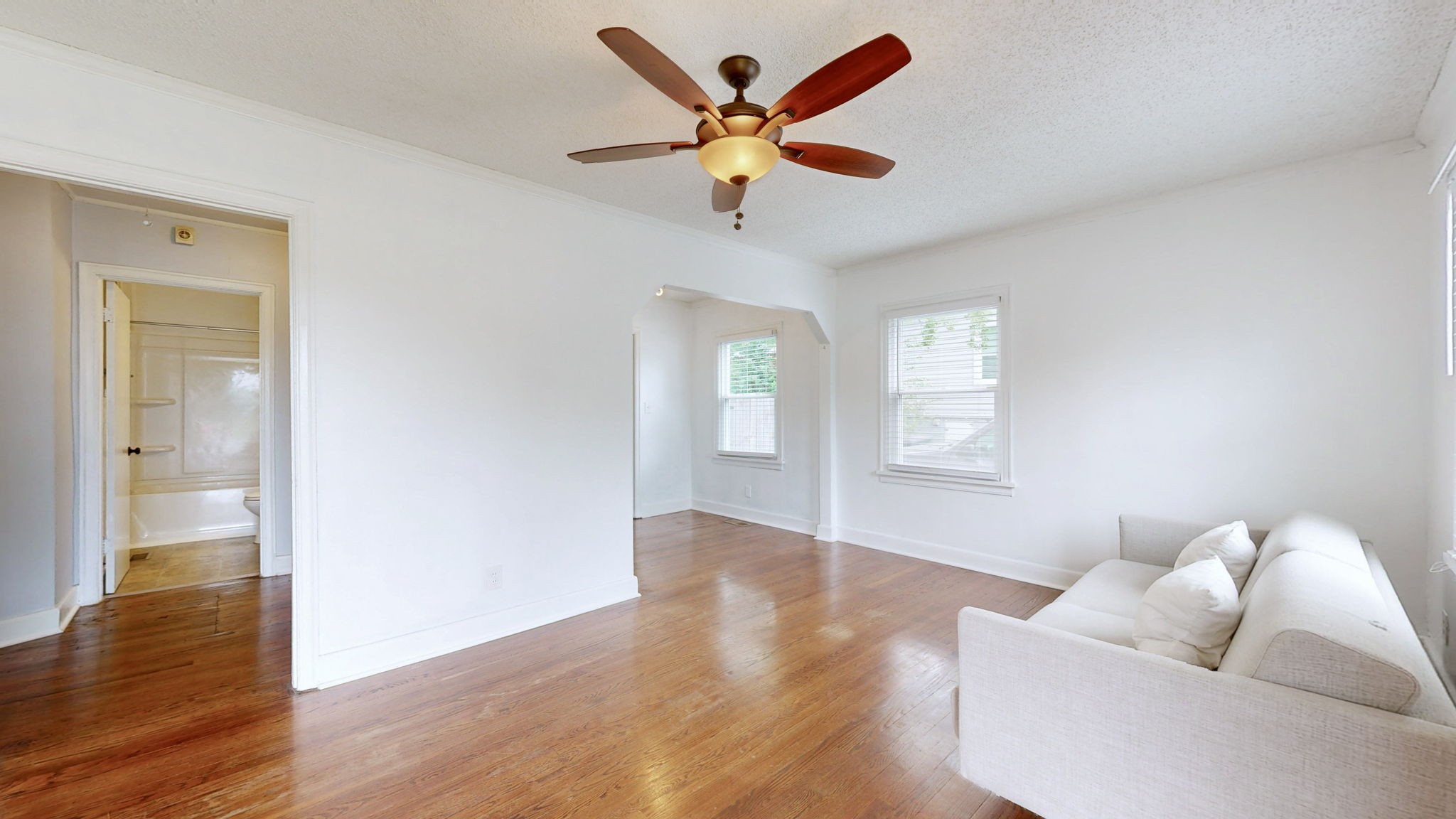 2011 Oakwood Avenue Nashville TN 37207