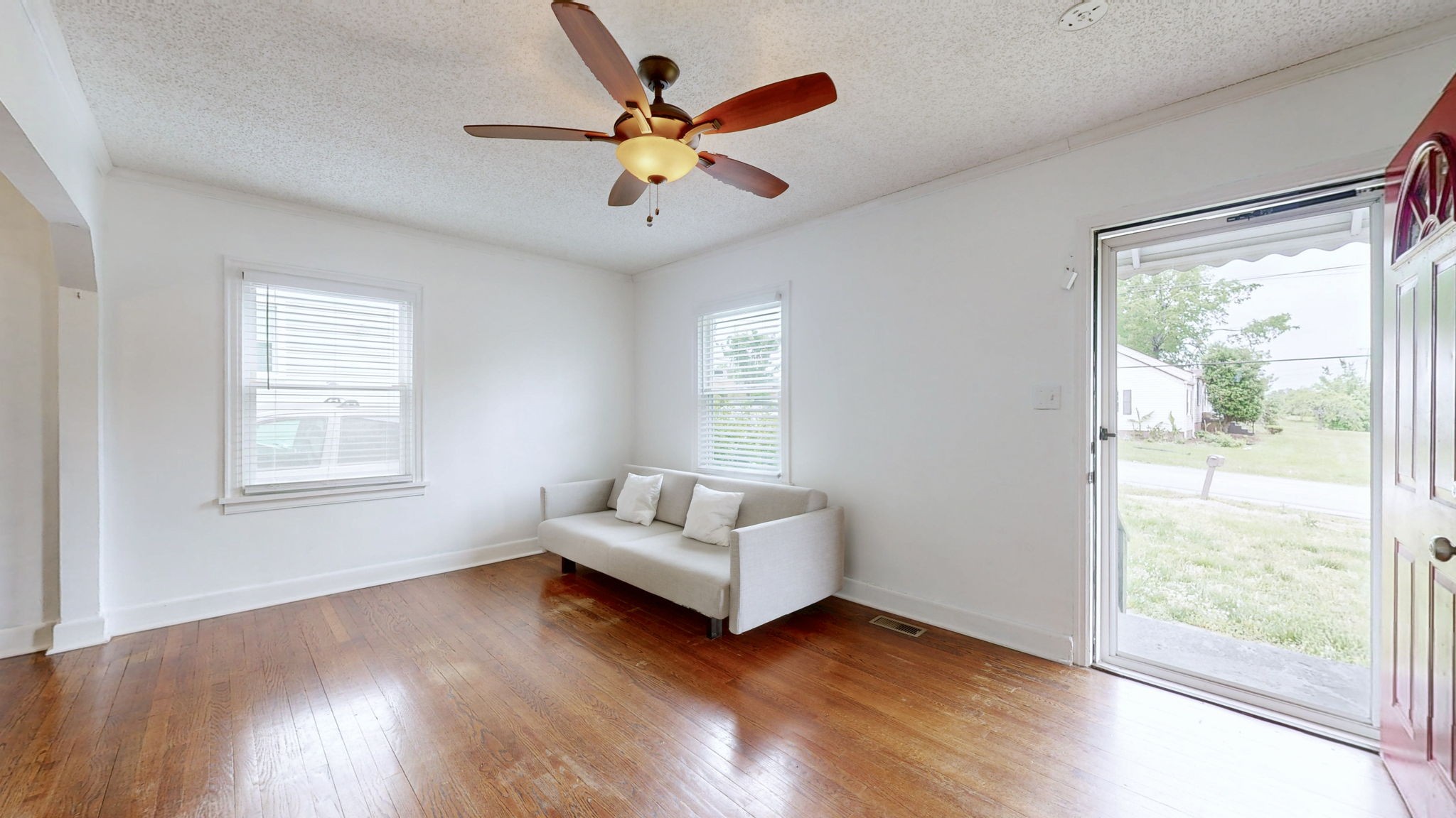 2011 Oakwood Avenue Nashville TN 37207