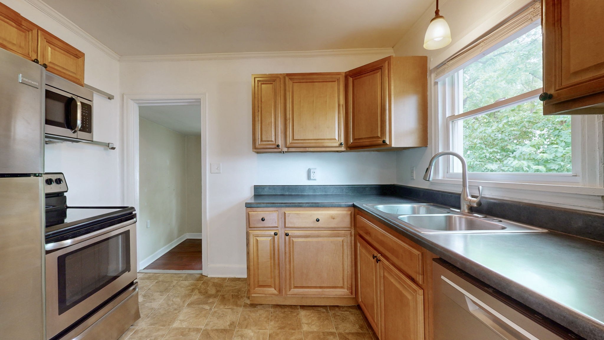 2011 Oakwood Avenue Nashville TN 37207