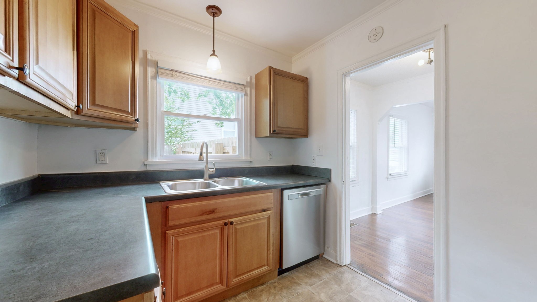 2011 Oakwood Avenue Nashville TN 37207