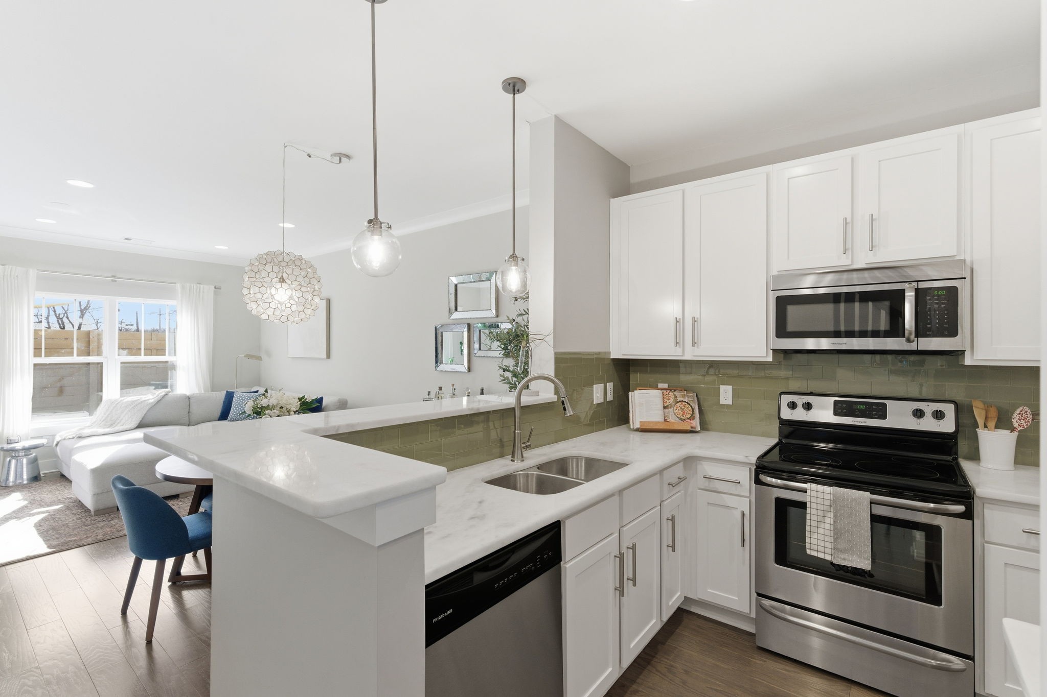 102 W Mill Drive Nashville TN 37209