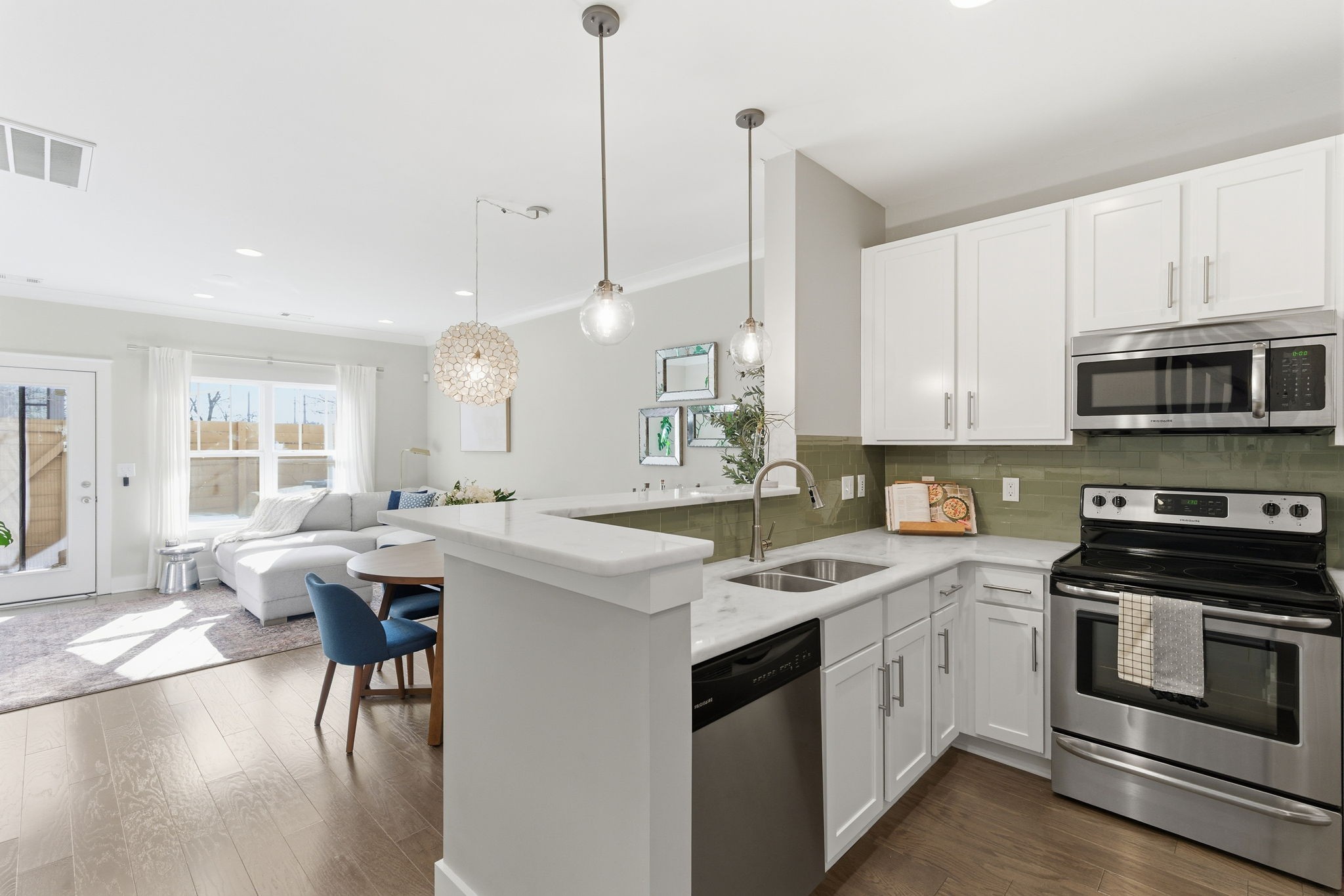 102 W Mill Drive Nashville TN 37209