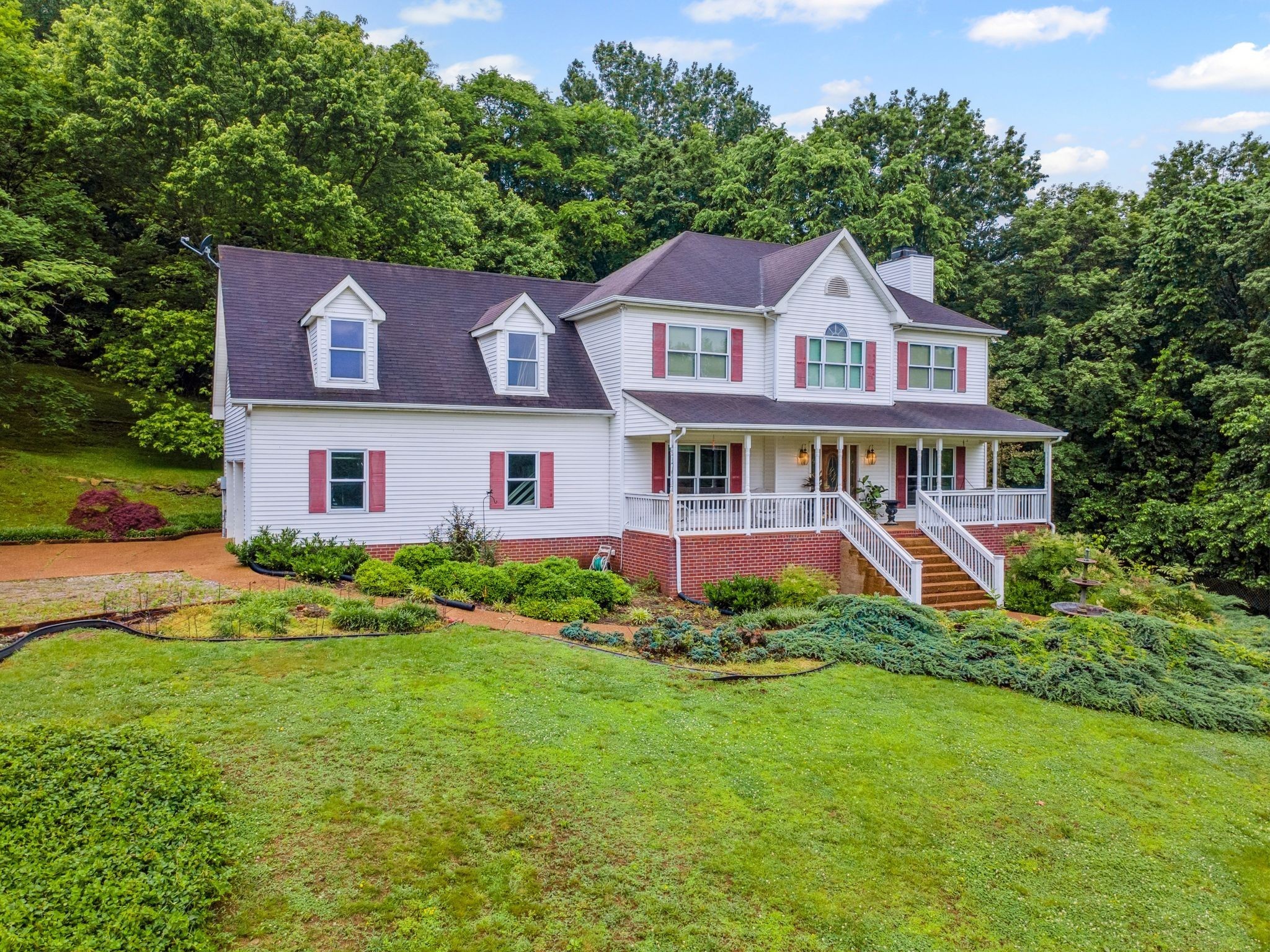 6873 Giles Hill Road College Grove TN 37046