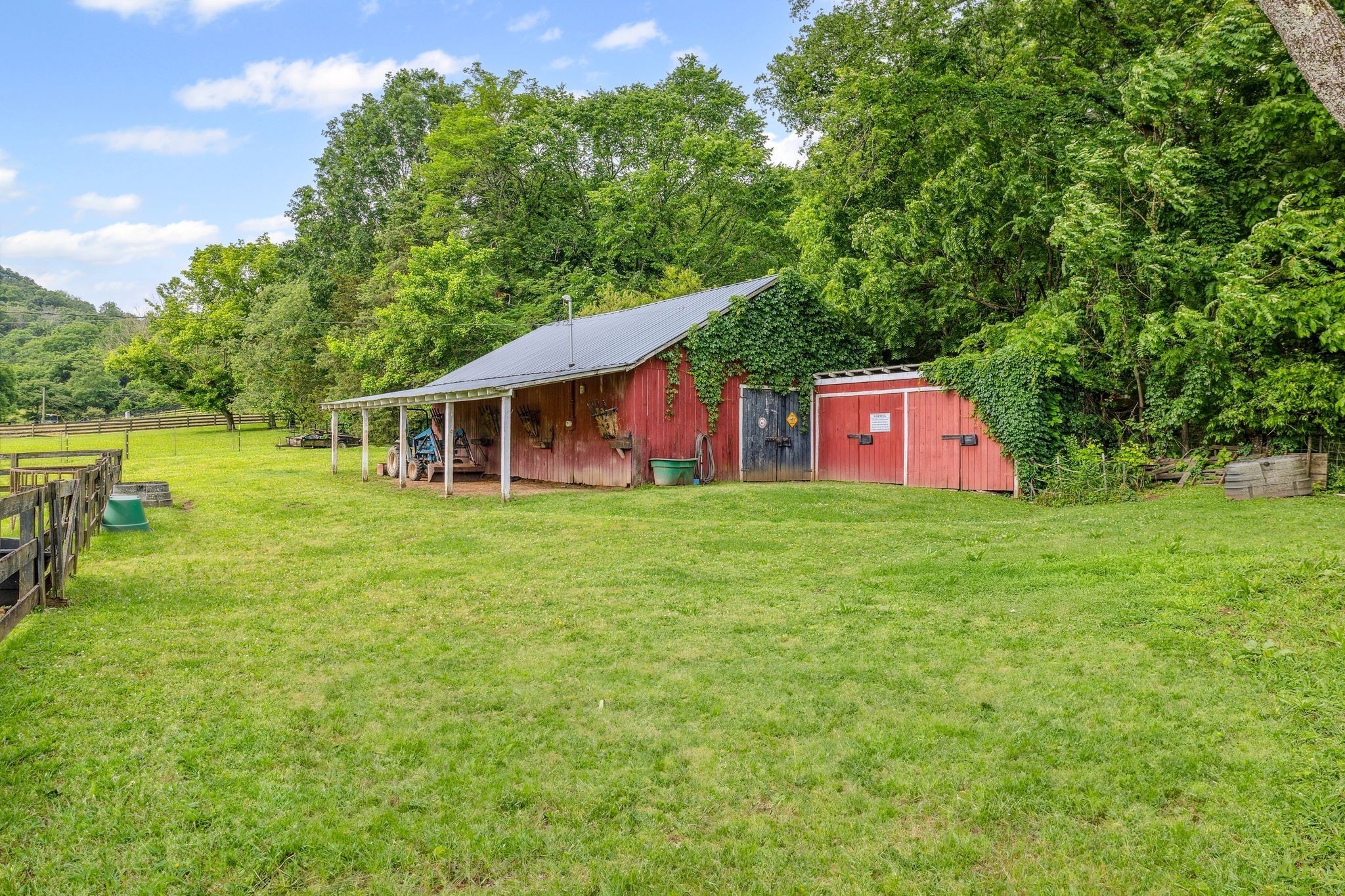 6873 Giles Hill Road College Grove TN 37046