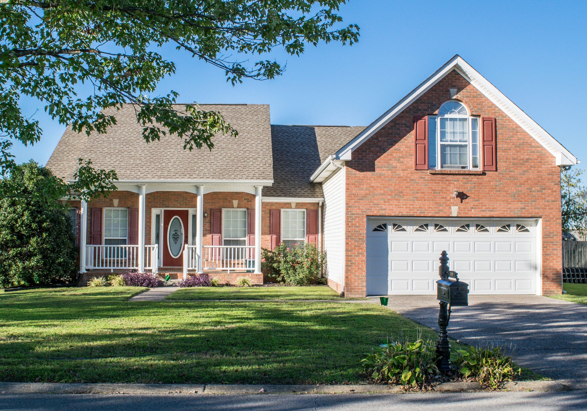 139 Holly Lane White House TN 37188
