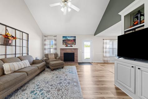 139 Holly Lane White House TN 37188
