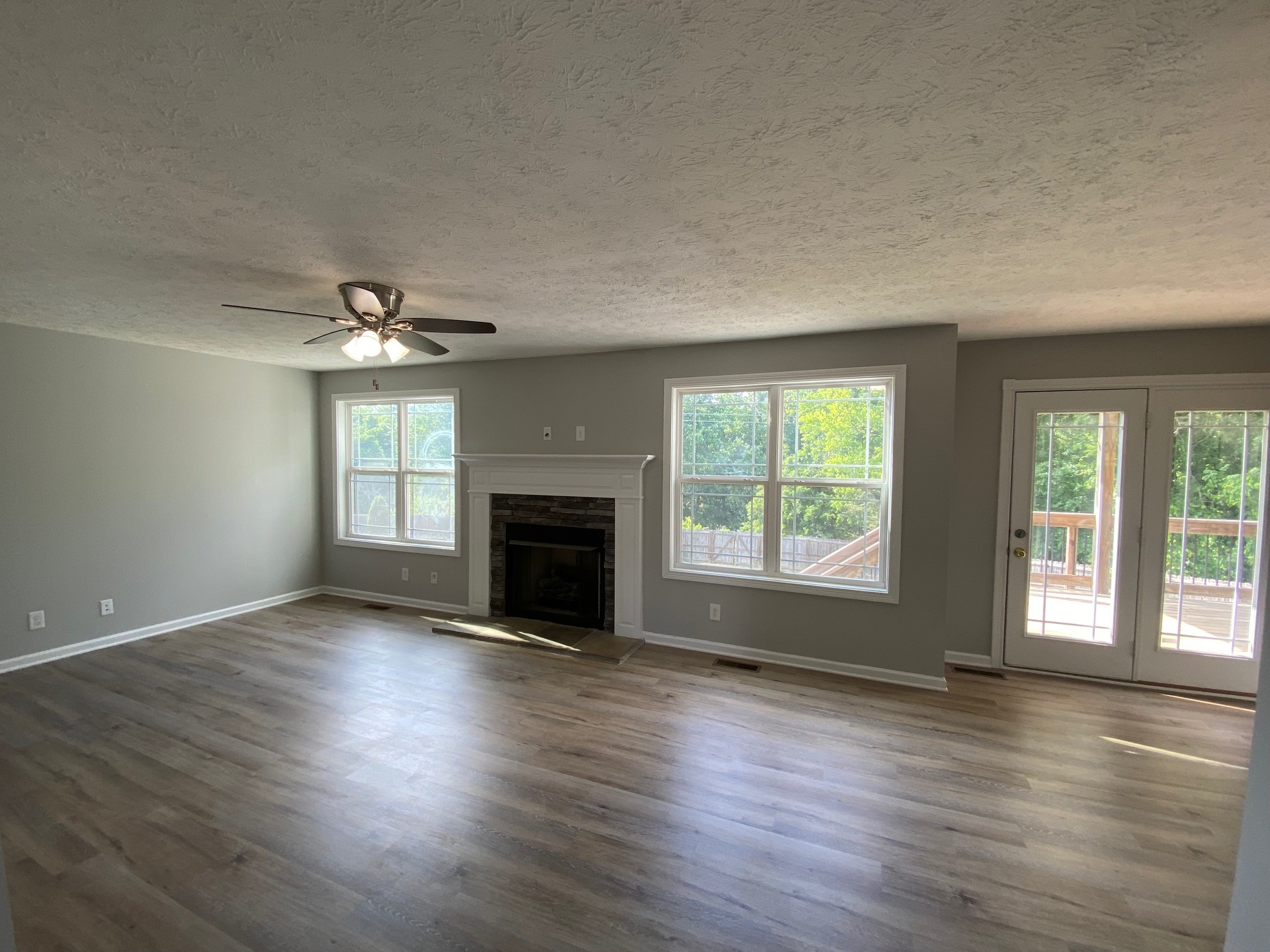 412 Calamian Court Clarksville TN 37040