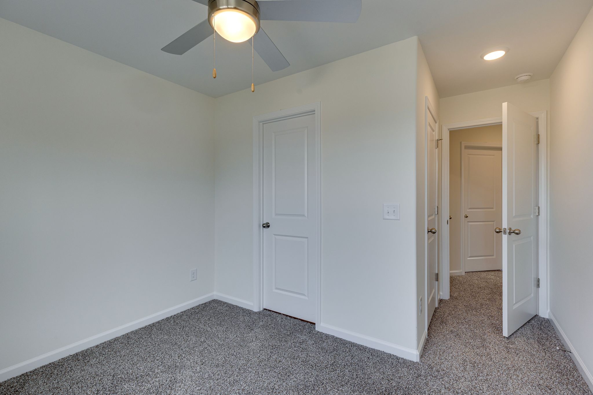 877 Dogwood Trail Clarksville TN 37042