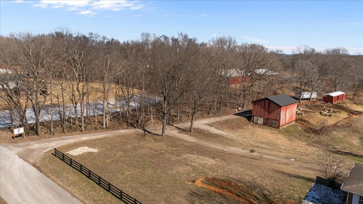 1429 Hunley Branch Road Charlotte TN 37036