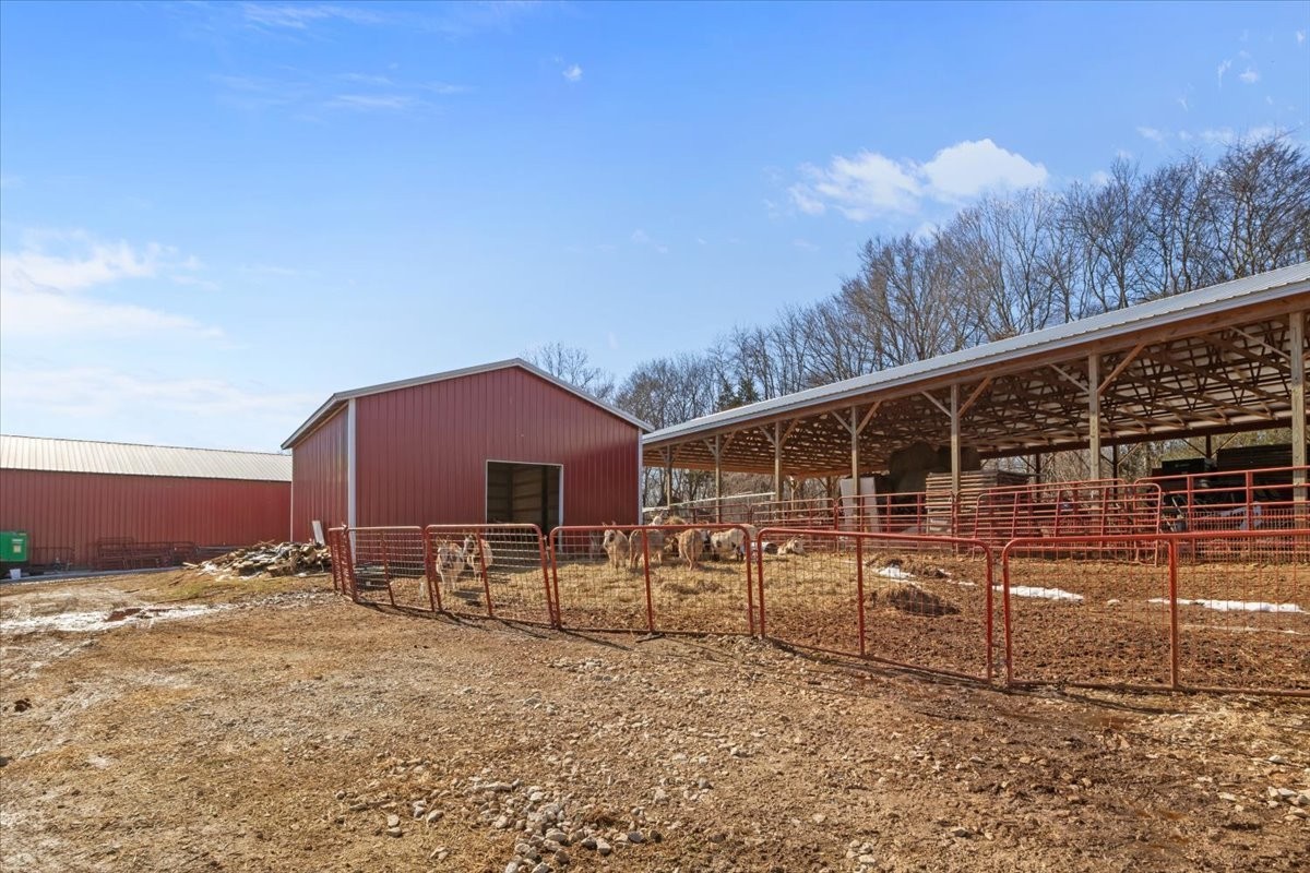 1429 Hunley Branch Road Charlotte TN 37036