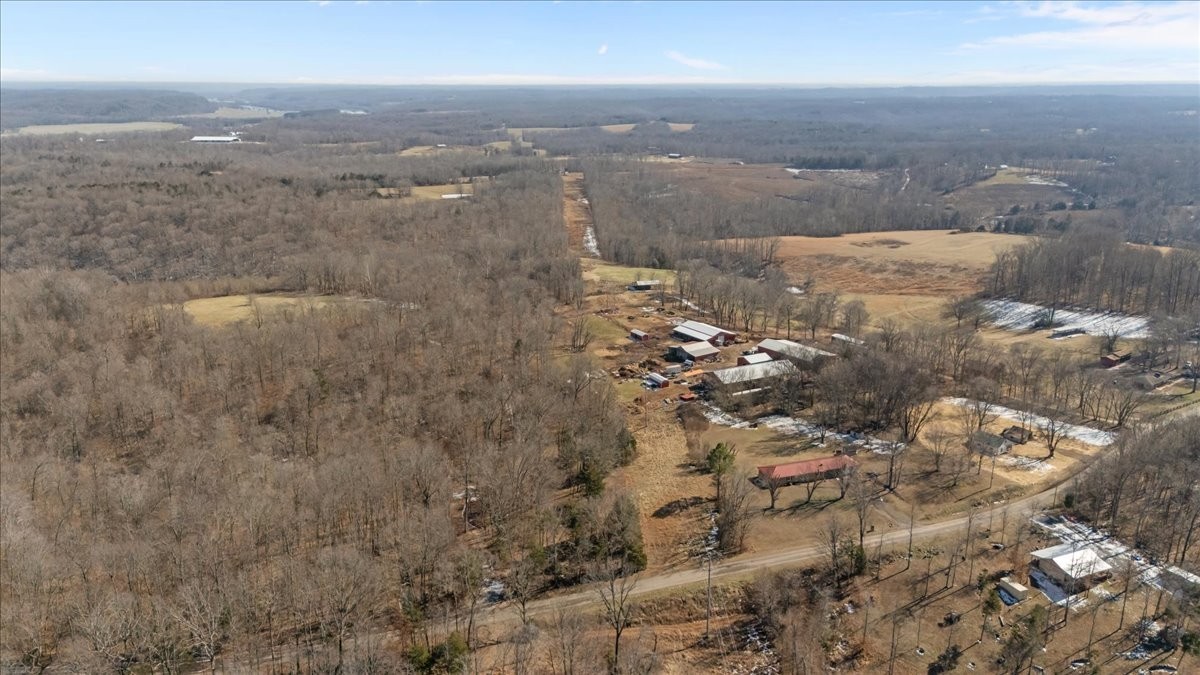 1429 Hunley Branch Road Charlotte TN 37036