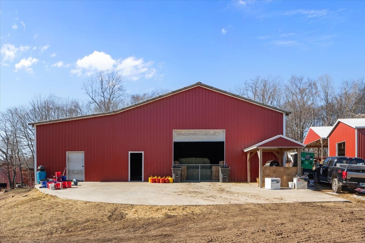 1429 Hunley Branch Road Charlotte TN 37036