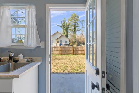 203 5th Ave, N Decherd TN 37324