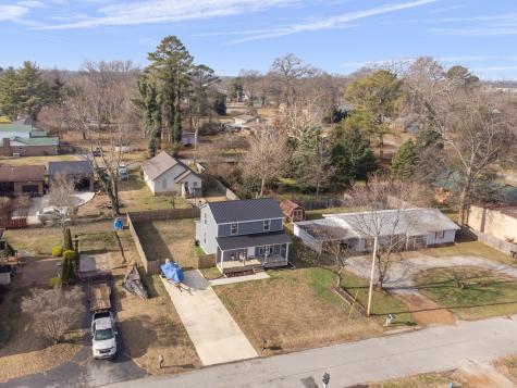 203 5th Ave, N Decherd TN 37324