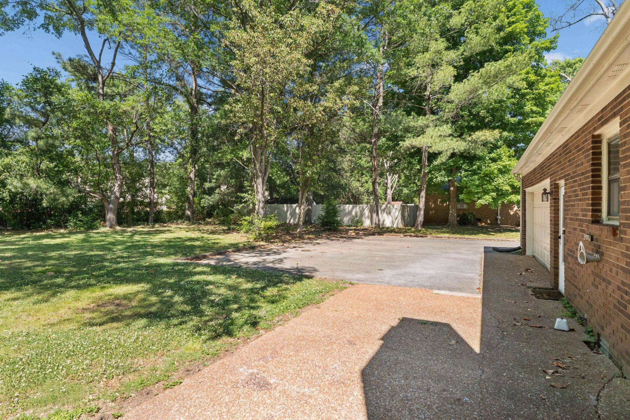 1814 Haynes Drive Murfreesboro TN 37129