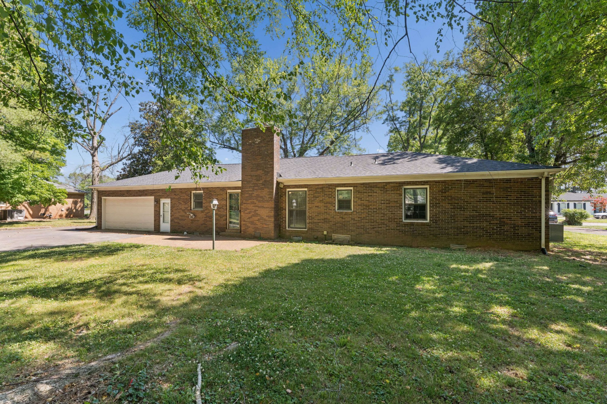 1814 Haynes Drive Murfreesboro TN 37129