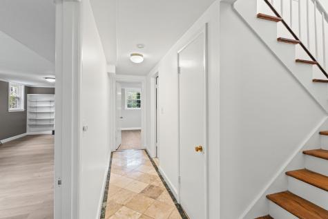 934 Neuhoff Lane Nashville TN 37205