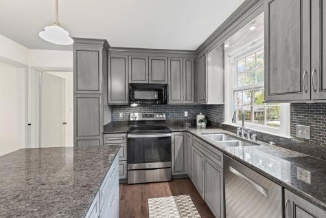 934 Neuhoff Lane Nashville TN 37205