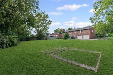 934 Neuhoff Lane Nashville TN 37205