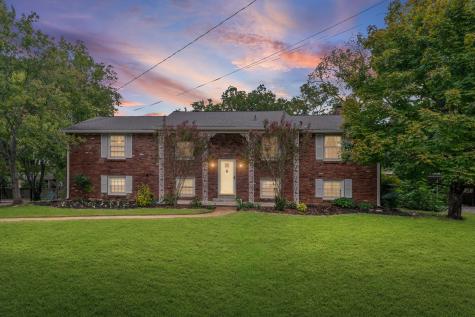 934 Neuhoff Lane Nashville TN 37205