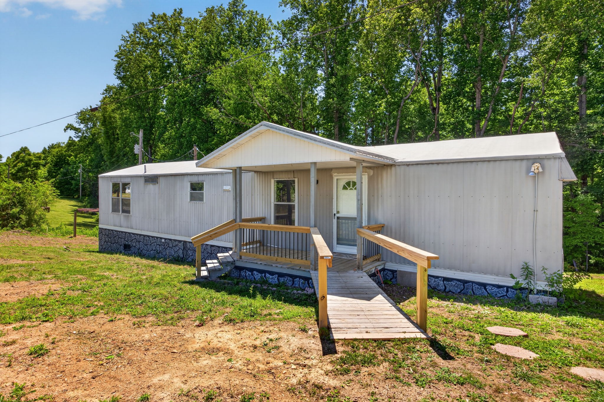 1086 O D Rogers Road Baxter TN 38544
