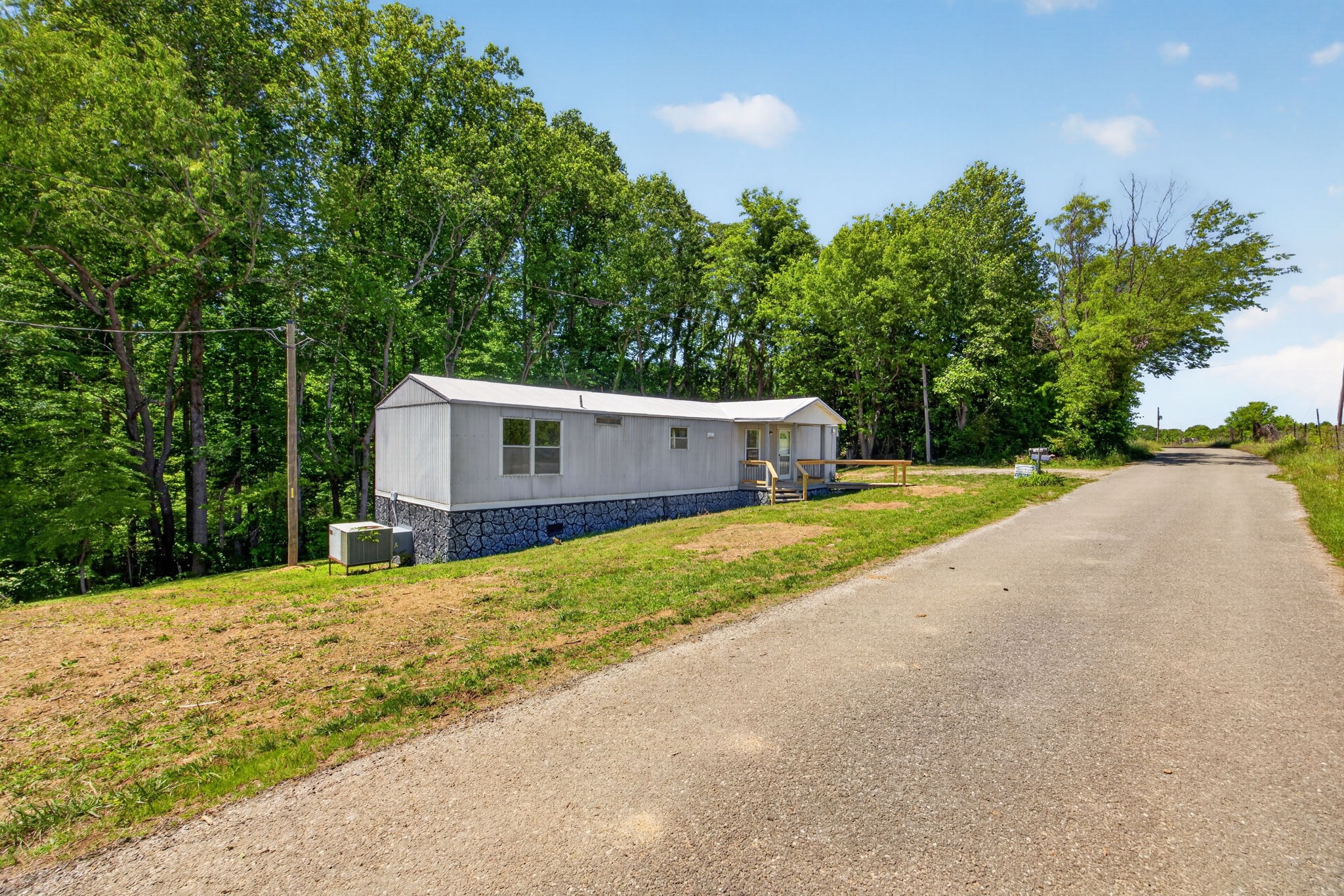 1086 O D Rogers Road Baxter TN 38544