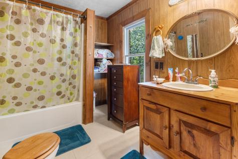 5480 Highway 100 Lyles TN 37098