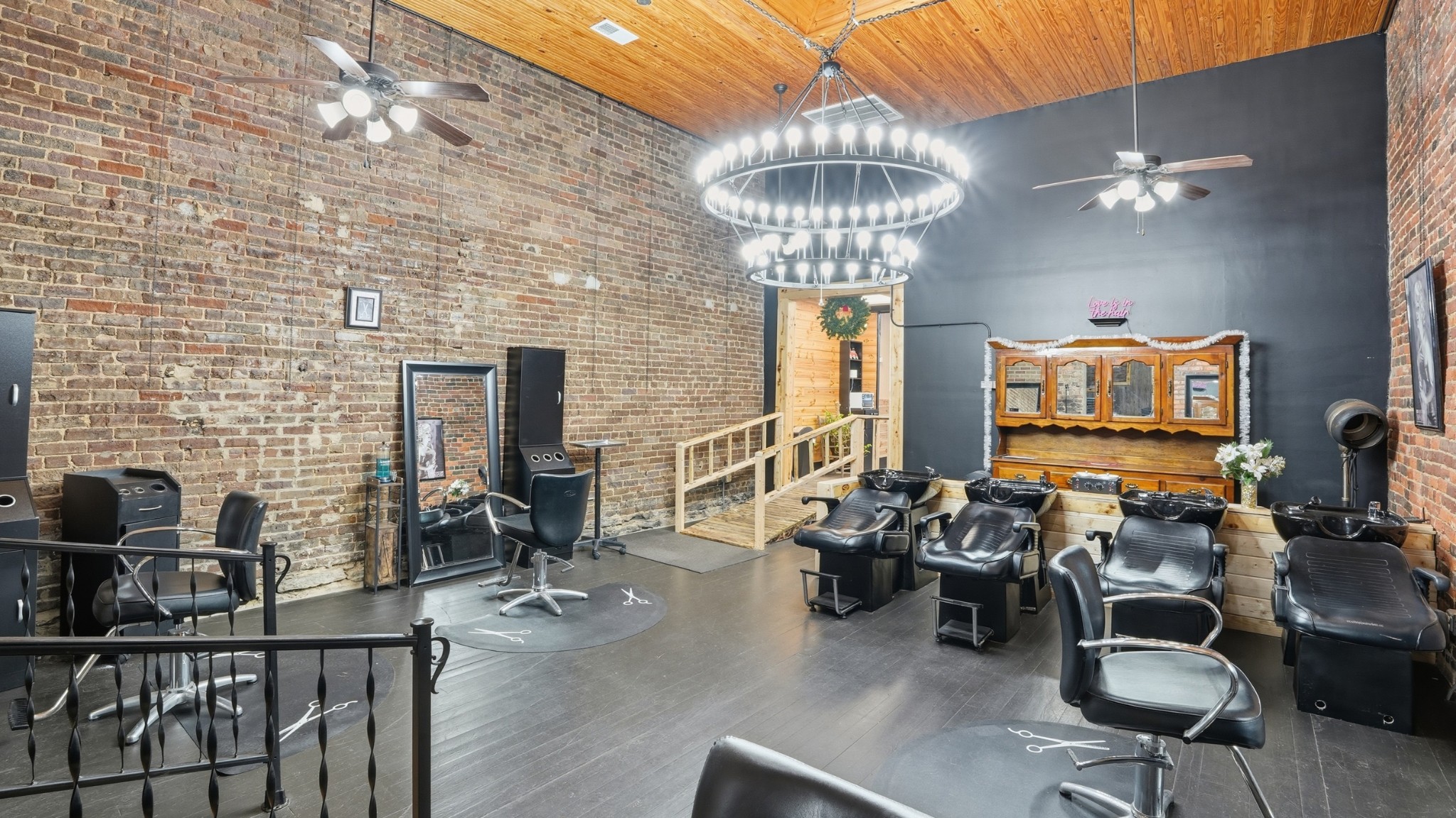 119 Main Ave, S Fayetteville TN 37334