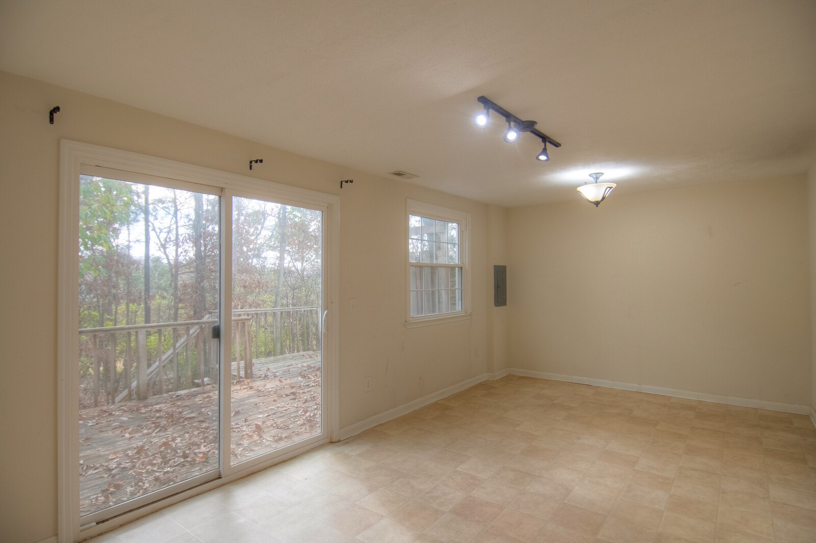 2826 Lake Forest Drive Nashville TN 37217