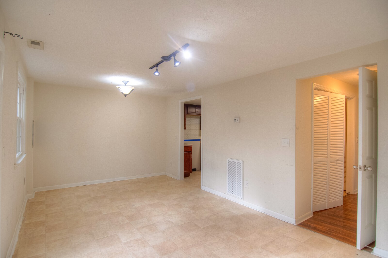 2826 Lake Forest Drive Nashville TN 37217