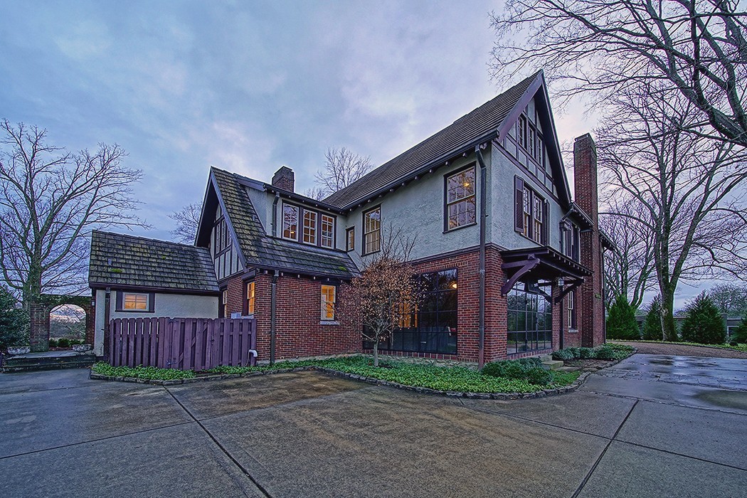 3944 Woodlawn Drive Nashville TN 37205