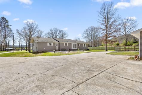 310 Daniels Road Trenton GA 30752