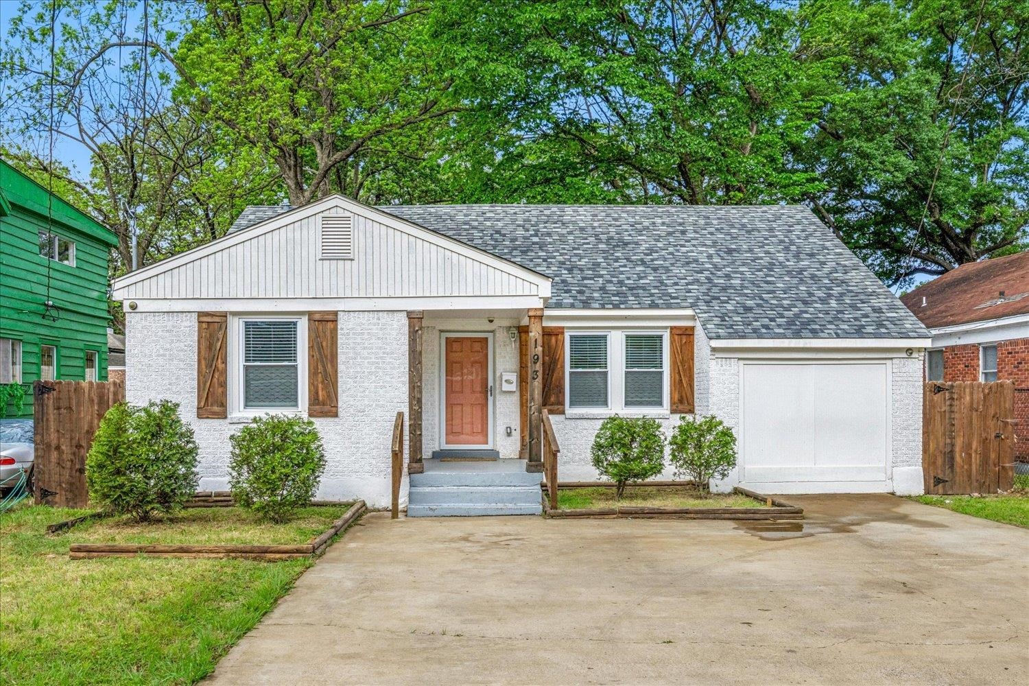 193 N Hollywood Street Memphis TN 38112