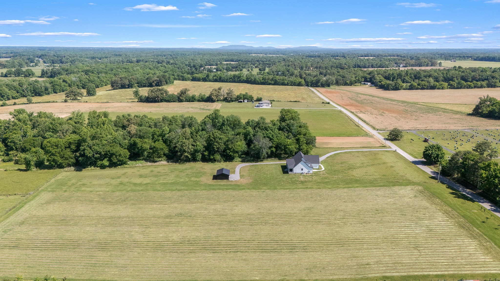 796 Deberry Road Morrison TN 37357