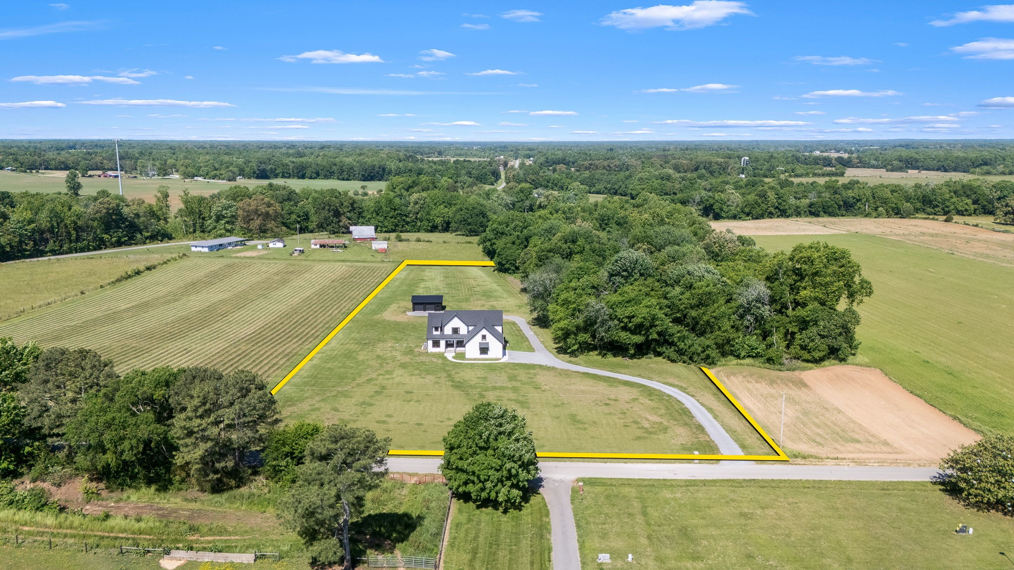796 Deberry Road Morrison TN 37357