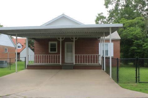 102 Oak Avenue Centerville TN 37033