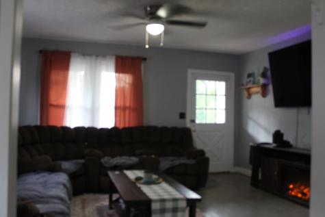 102 Oak Avenue Centerville TN 37033
