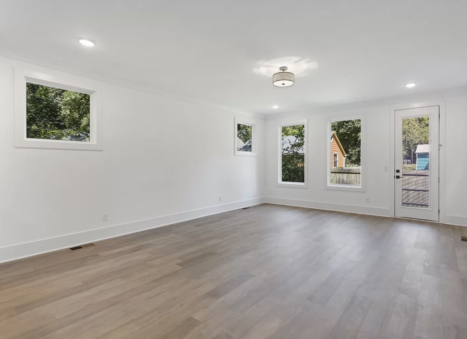 217 Eastmoreland Street Nashville TN 37207