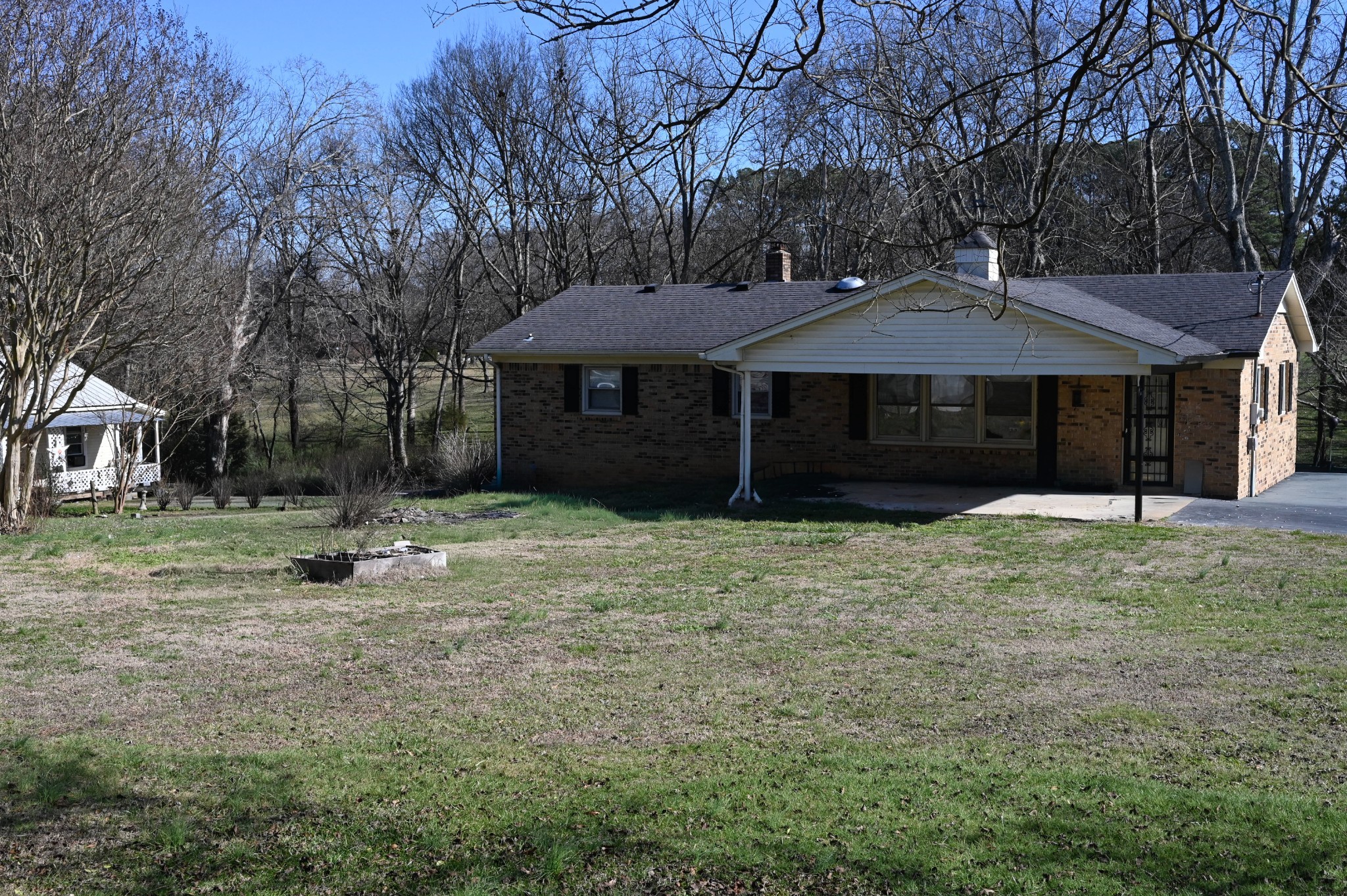 109 2nd Ave, N Loretto TN 38469