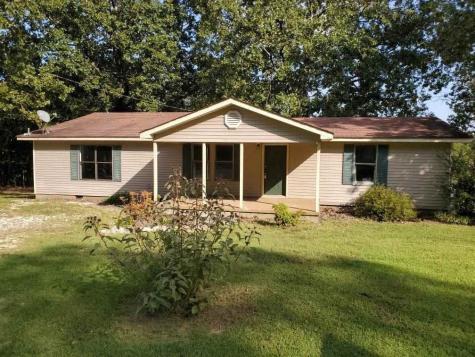 1760 Clarksburg Road Huntingdon TN 38344