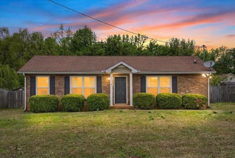 1485 Sunshine Drive Clarksville TN 37042