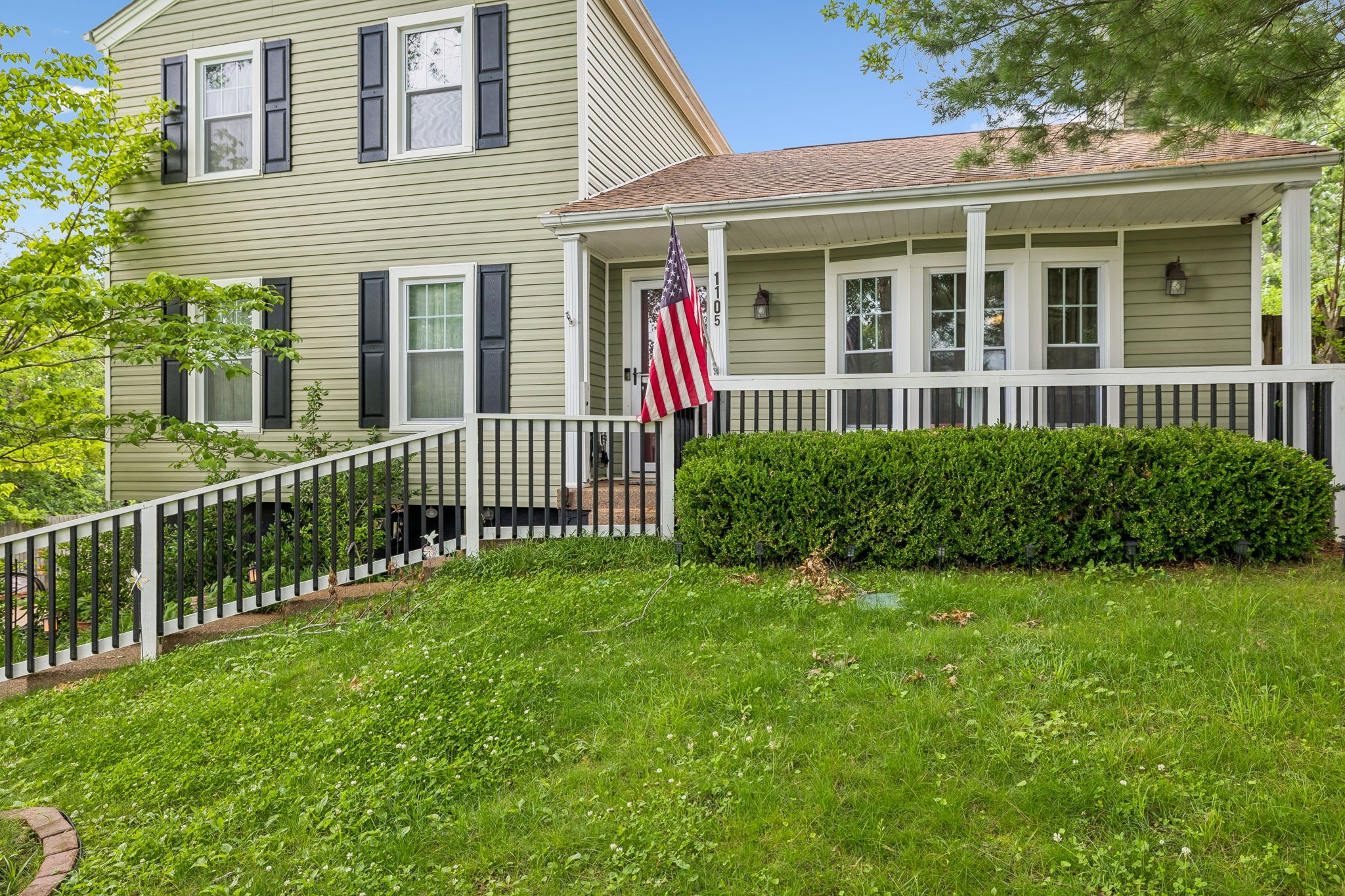 1105 Blythe Ct, E Nashville TN 37221
