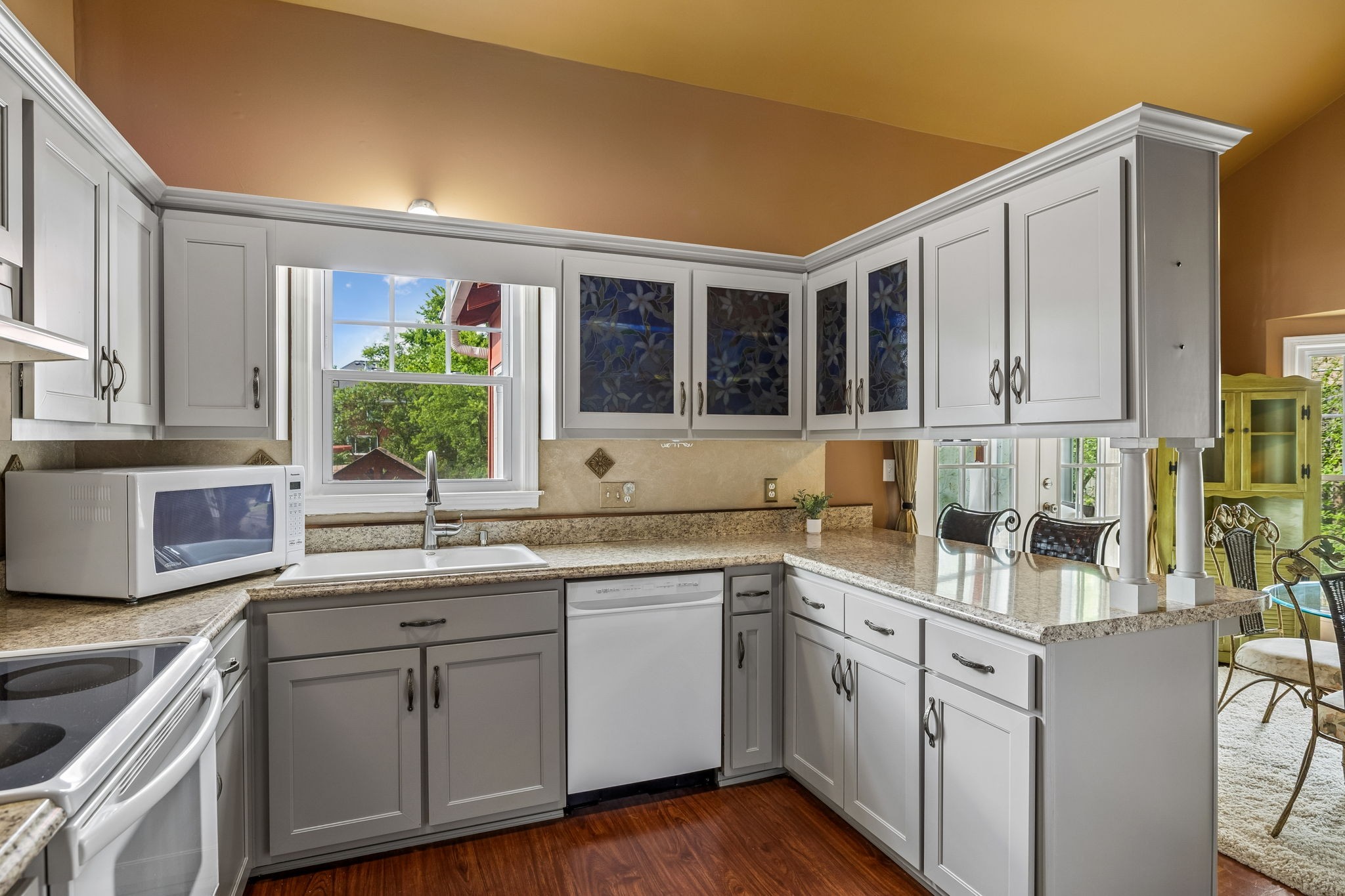 1105 Blythe Ct, E Nashville TN 37221