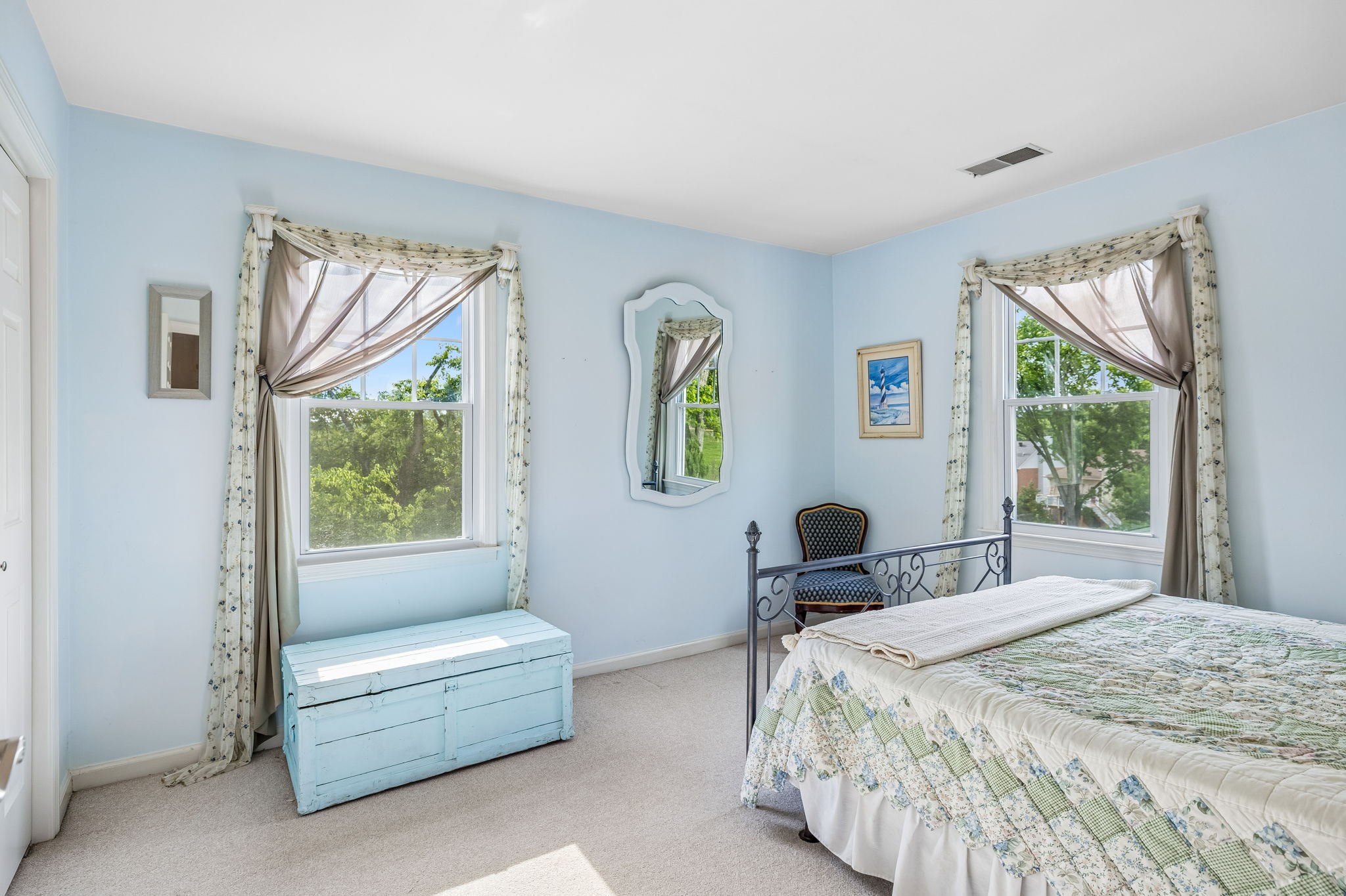 1105 Blythe Ct, E Nashville TN 37221