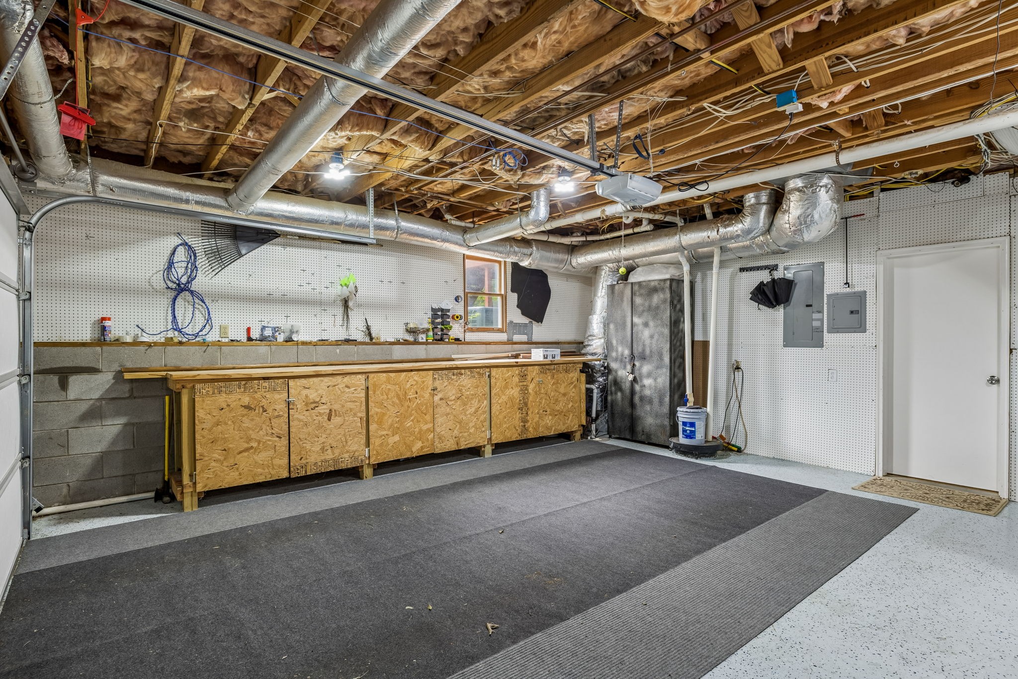 1105 Blythe Ct, E Nashville TN 37221