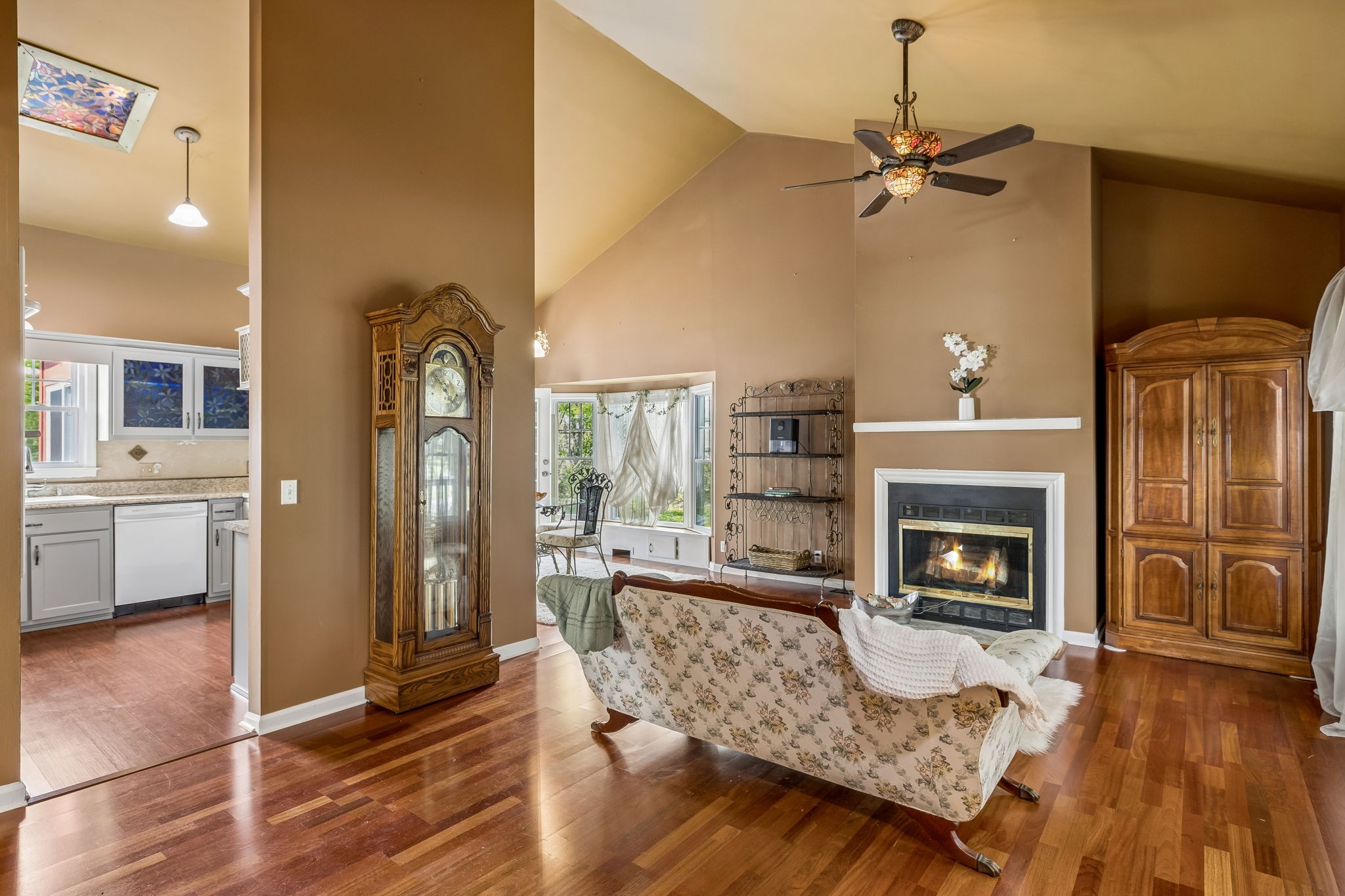 1105 Blythe Ct, E Nashville TN 37221
