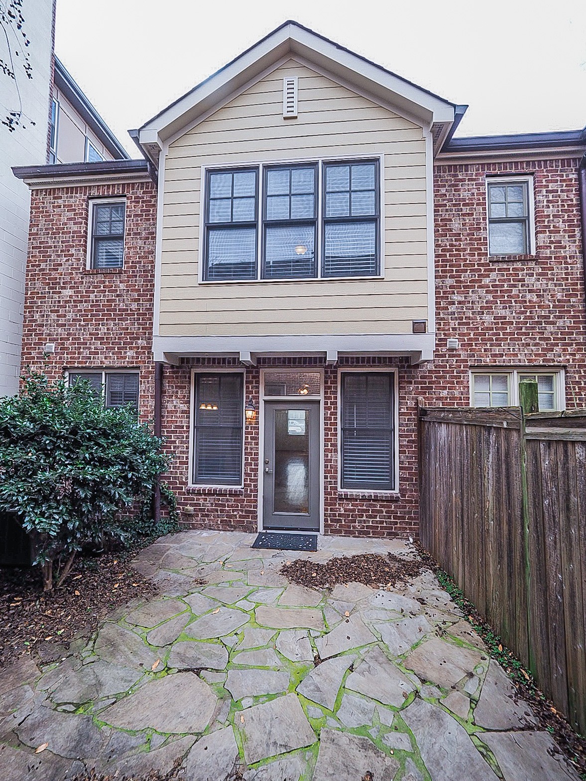 714 4th Ave, N Nashville TN 37219
